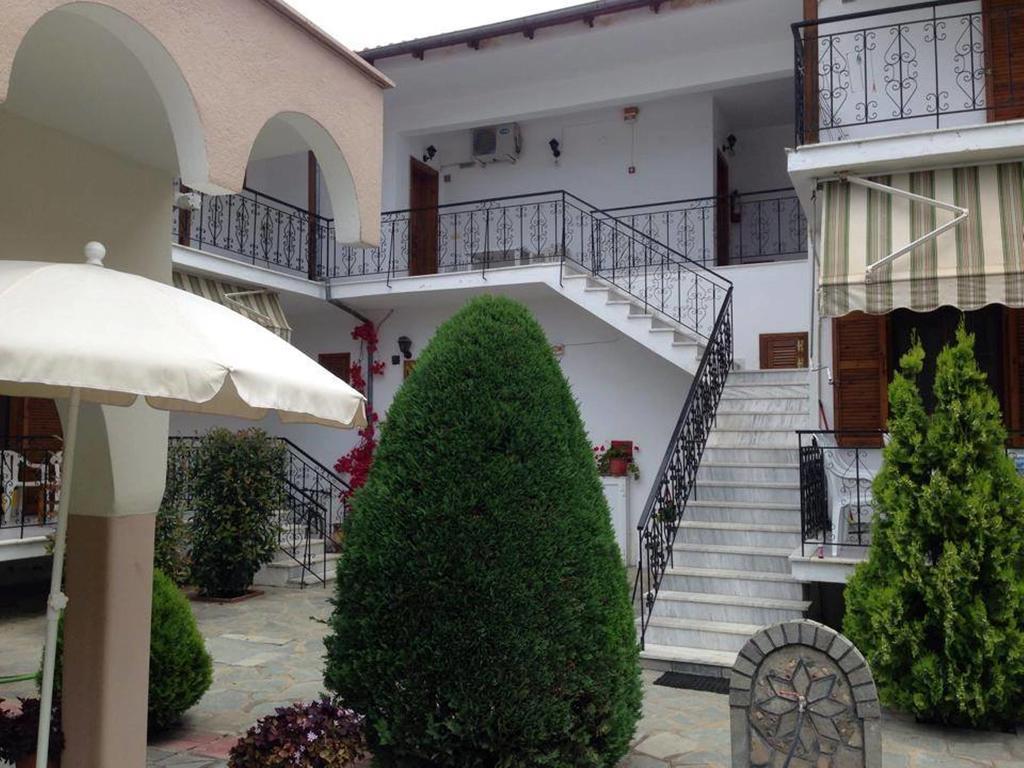 Villa Sophia Ofrinion Exterior photo